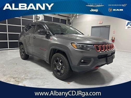 Crystal Metallic 2023 Jeep Compass Trailhawk