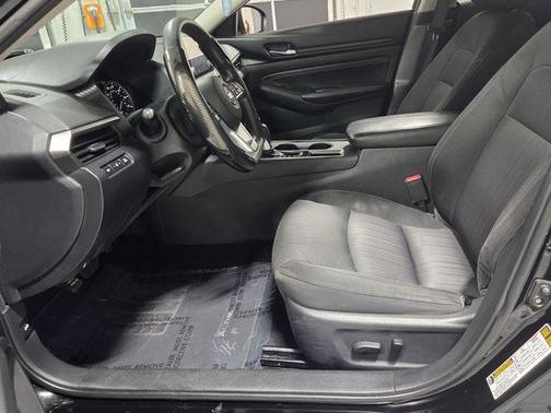 Super Black 2020 Nissan Altima 2.5 S