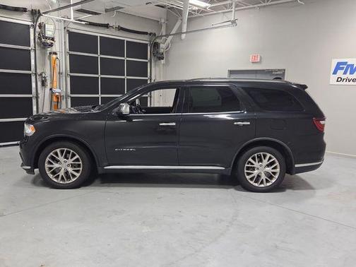 Brilliant Black Crystal Pearlcoat 2015 Dodge Durango Citadel