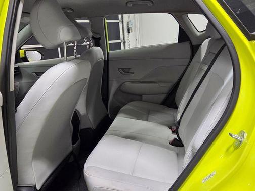 2024 Hyundai KONA SE