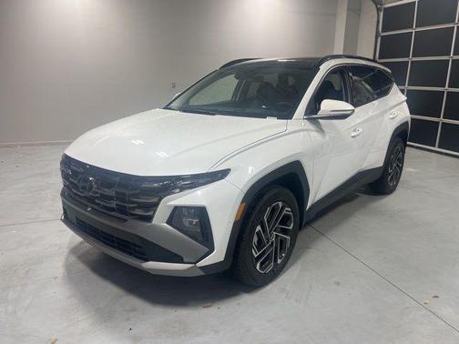 White Pearl 2026 Hyundai TUCSON Hybrid Limited