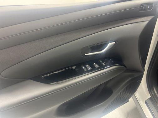 White Pearl 2026 Hyundai TUCSON Hybrid Limited