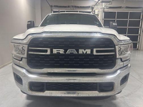 Bright White Clearcoat 2024 RAM 2500 Big Horn