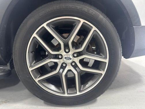 Ingot Silver 2017 Ford Explorer sport