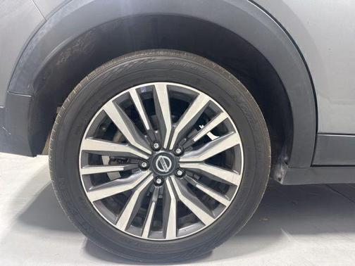 Gun Metallic 2021 Nissan Kicks SV