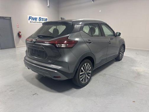 2021 Nissan Kicks SV