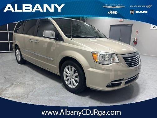 Sandstone 2015 Chrysler Town & Country Limited Platinum