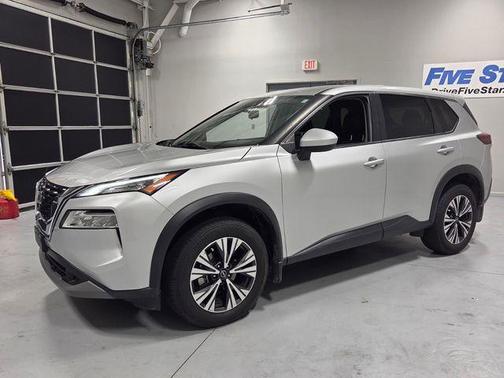 Brilliant Silver Metallic 2023 Nissan Rogue SV
