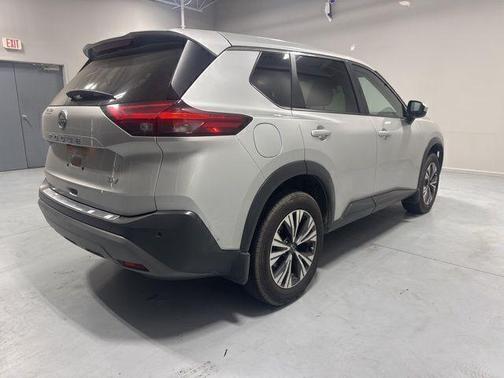 Brilliant Silver Metallic 2023 Nissan Rogue SV