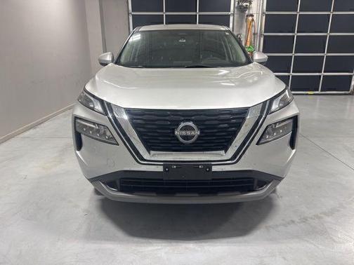 Brilliant Silver Metallic 2023 Nissan Rogue SV