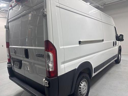 Bright White Clearcoat 2024 RAM ProMaster 2500 High Roof