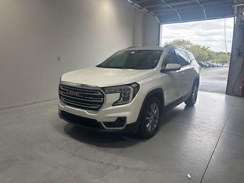 Summit White 2023 GMC Terrain SLT