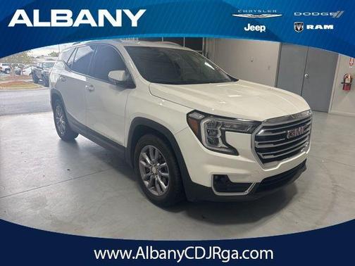 Summit White 2023 GMC Terrain SLT