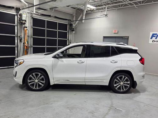 2021 GMC Terrain Denali