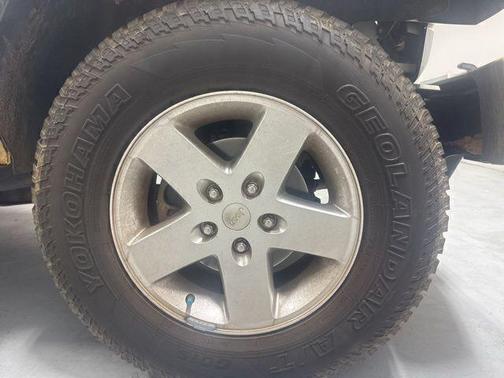 Bright White Clearcoat 2014 Jeep Wrangler Sport