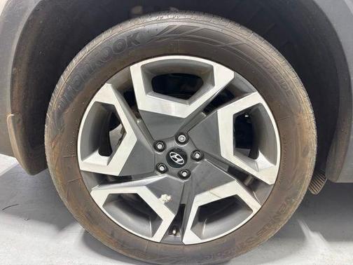 Silver 2025 Hyundai PALISADE SEL Premium