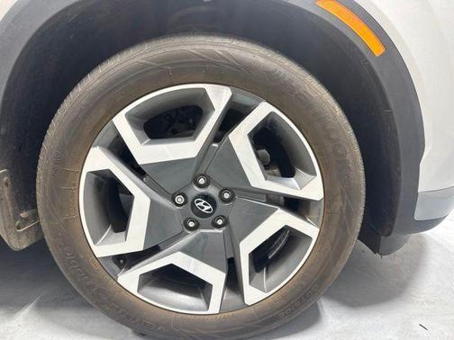 Silver 2025 Hyundai PALISADE SEL Premium