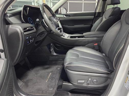 Silver 2025 Hyundai PALISADE SEL Premium