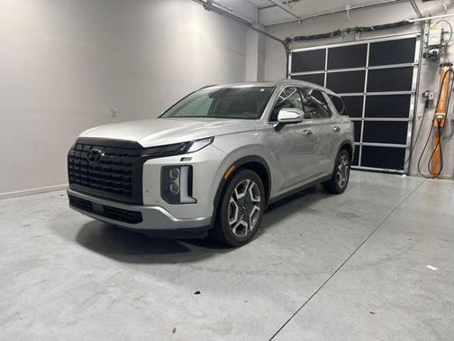 Silver 2025 Hyundai PALISADE SEL Premium