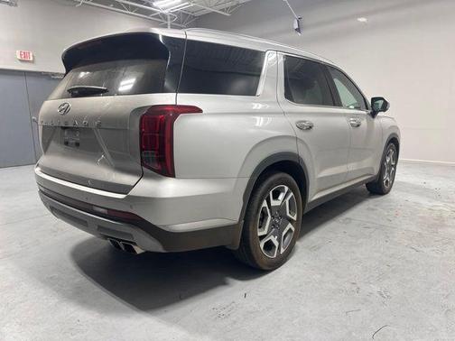 Silver 2025 Hyundai PALISADE SEL Premium