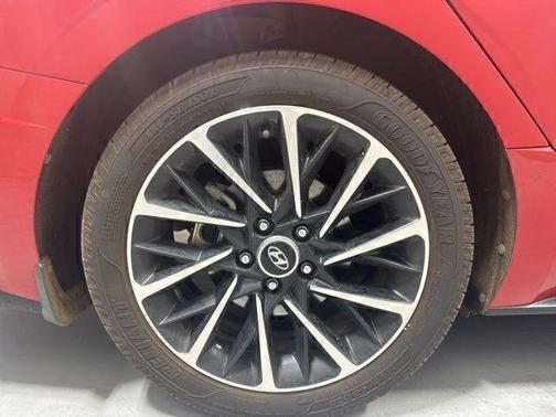 Calypso Red 2021 Hyundai SONATA Limited