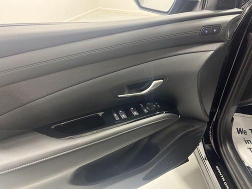 Phantom Black 2025 Hyundai SANTA CRUZ Limited