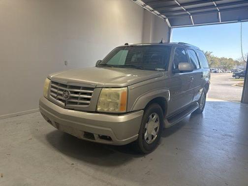 2004 Cadillac Escalade 