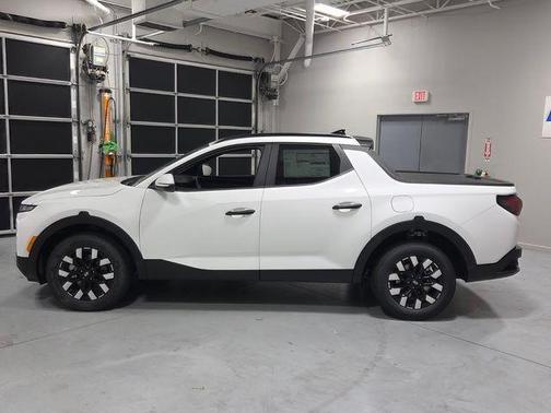 White 2026 Hyundai SANTA CRUZ SEL Activity