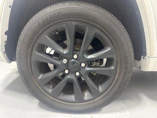 Bright White Clearcoat 2020 Jeep Grand Cherokee Altitude