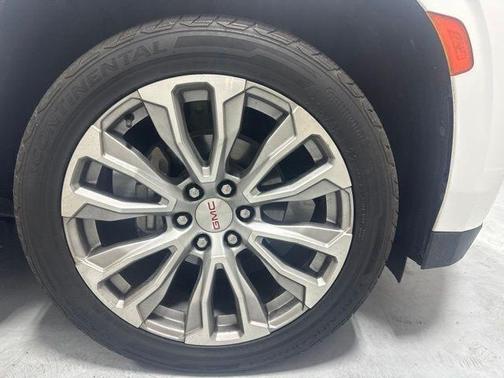 Summit White 2021 GMC Yukon Denali