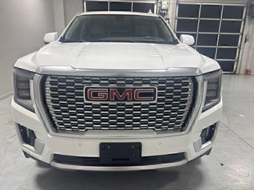 Summit White 2021 GMC Yukon Denali
