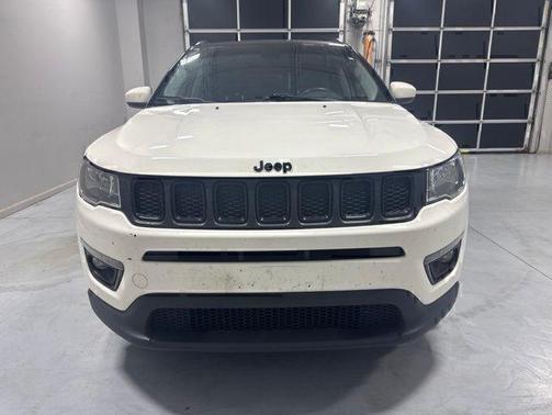 White Clearcoat 2019 Jeep Compass Altitude