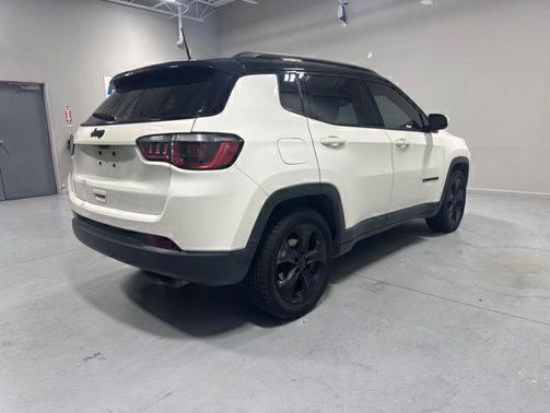 White Clearcoat 2019 Jeep Compass Altitude