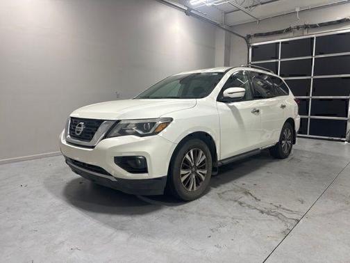 Glacier White 2017 Nissan Pathfinder SV