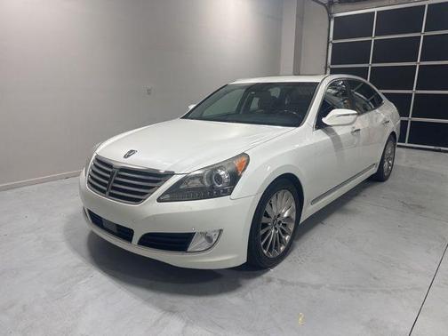 White Satin Pearl 2014 Hyundai Equus Signature