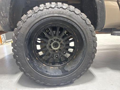 2023 Nissan Titan PRO-4X