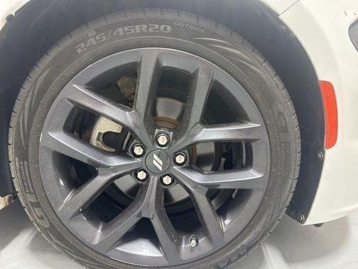 White 2021 Dodge Charger SXT