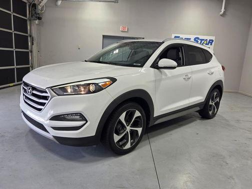 Dazzling White 2017 Hyundai TUCSON Sport