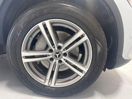 2021 Mercedes-Benz GLC 300 Base 4MATIC