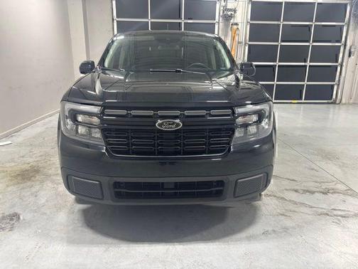 Shadow Black 2023 Ford Maverick Lariat