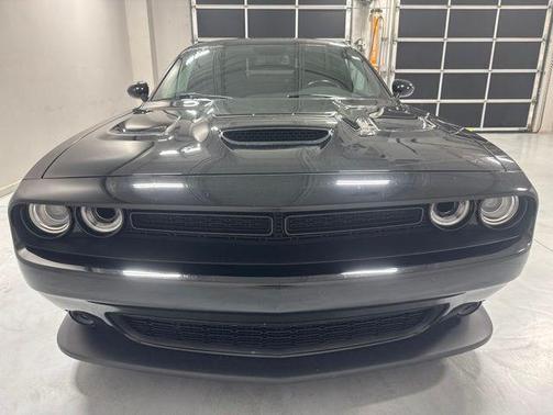 Pitch Black Clearcoat 2020 Dodge Challenger R/T Scat Pack