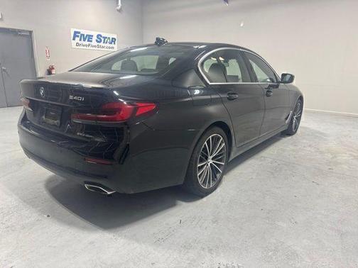 Jet Black 2023 BMW 540 i
