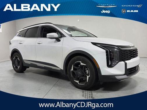 White Pearl 2026 Kia Sportage EX