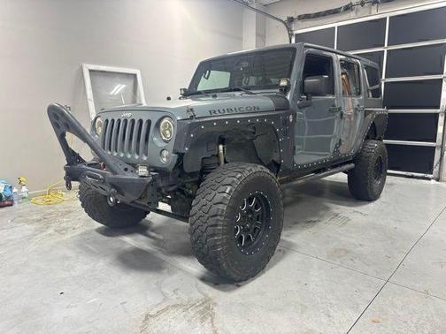 Anvil Clearcoat 2014 Jeep Wrangler Unlimited Rubicon