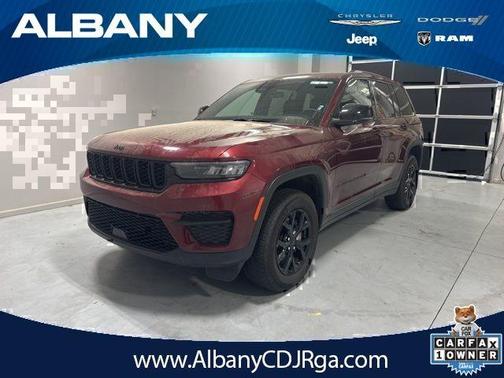 Velvet Red Pearlcoat 2025 Jeep Grand Cherokee Laredo