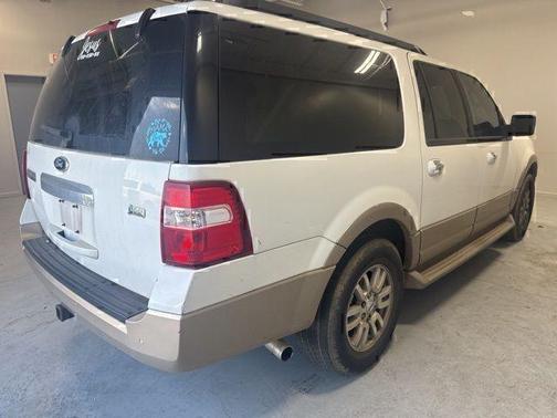 Oxford White 2014 Ford Expedition EL XLT