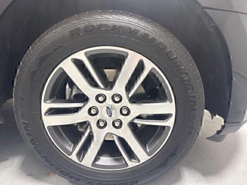 Black Metallic 2024 Ford Expedition Limited