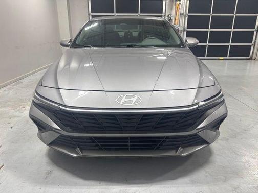Metal 2024 Hyundai ELANTRA SEL