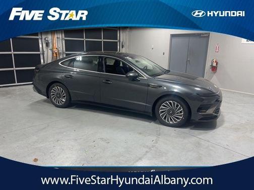 Gray 2025 Hyundai SONATA Hybrid Limited