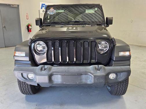 Black Clearcoat 2021 Jeep Wrangler Unlimited Sport
